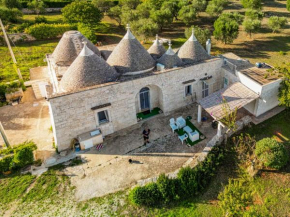 Trulli Carlo Anna Locorotondo